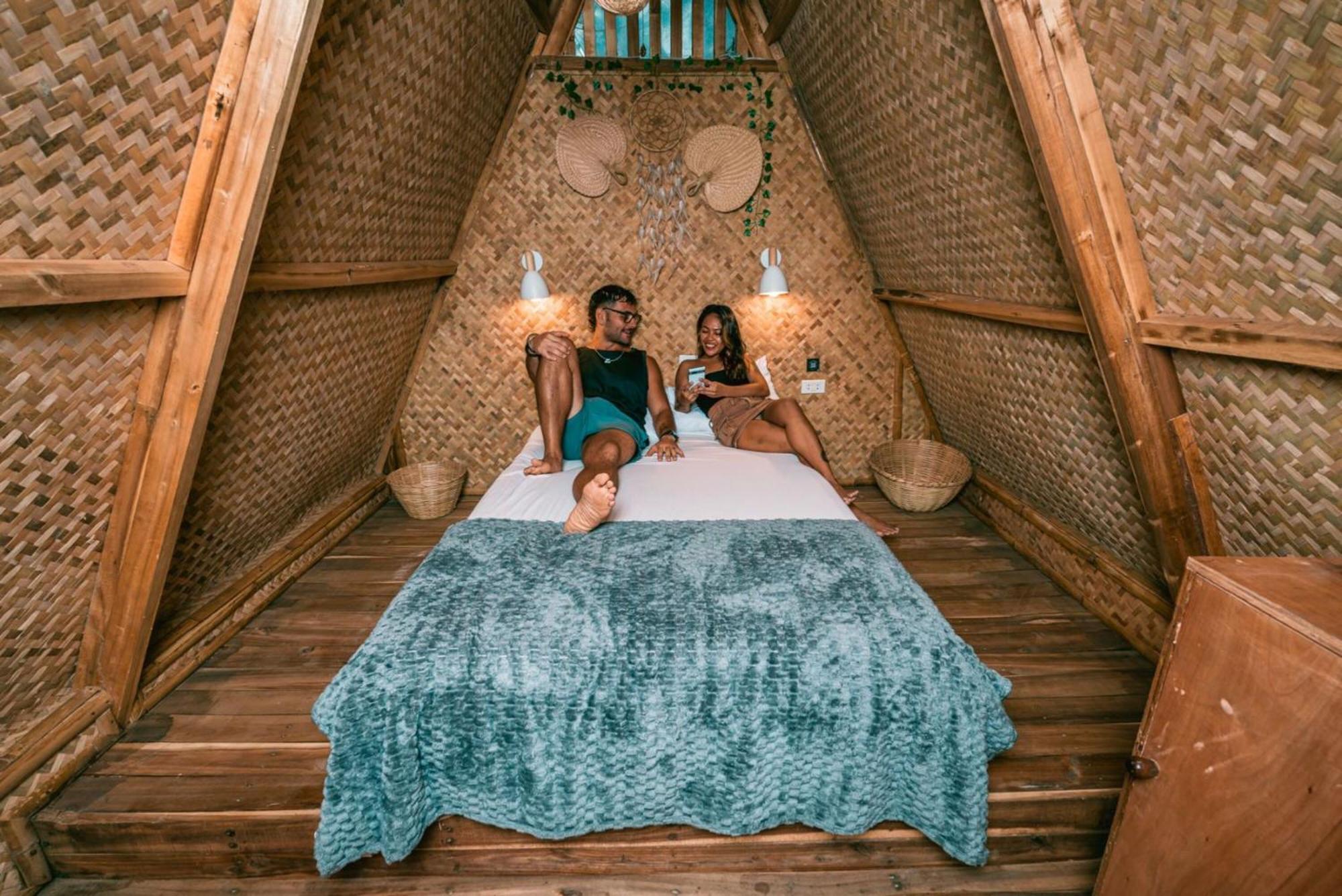 Mad Monkey Hostel Nacpan Beach (Adults Only) Ел Нидо Екстериор снимка